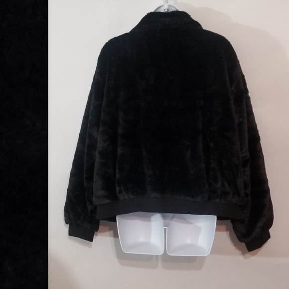 Faux Fur Bomber Jacket - Picture 5 of 8